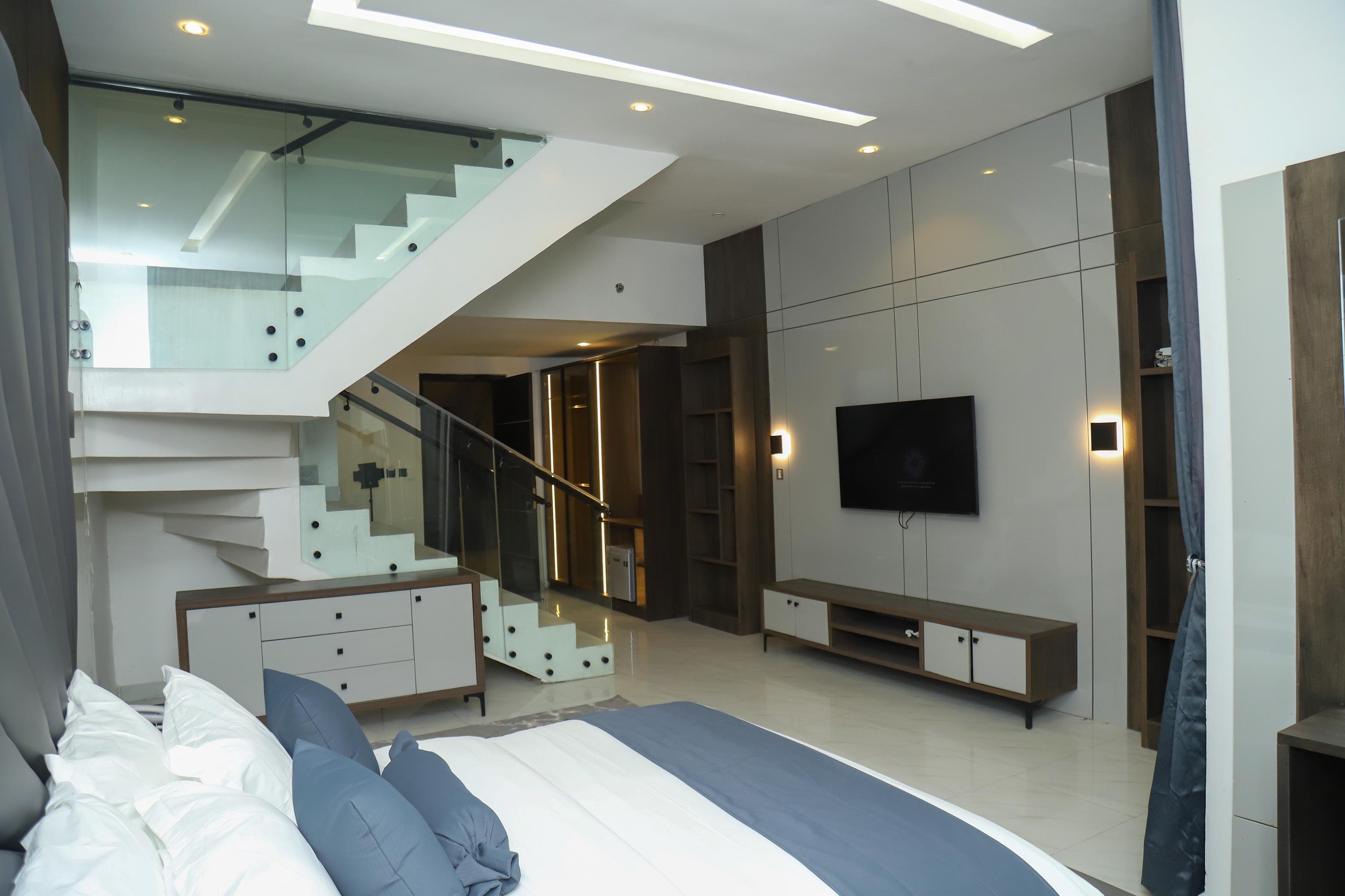 Emilton Duplex - Image 2